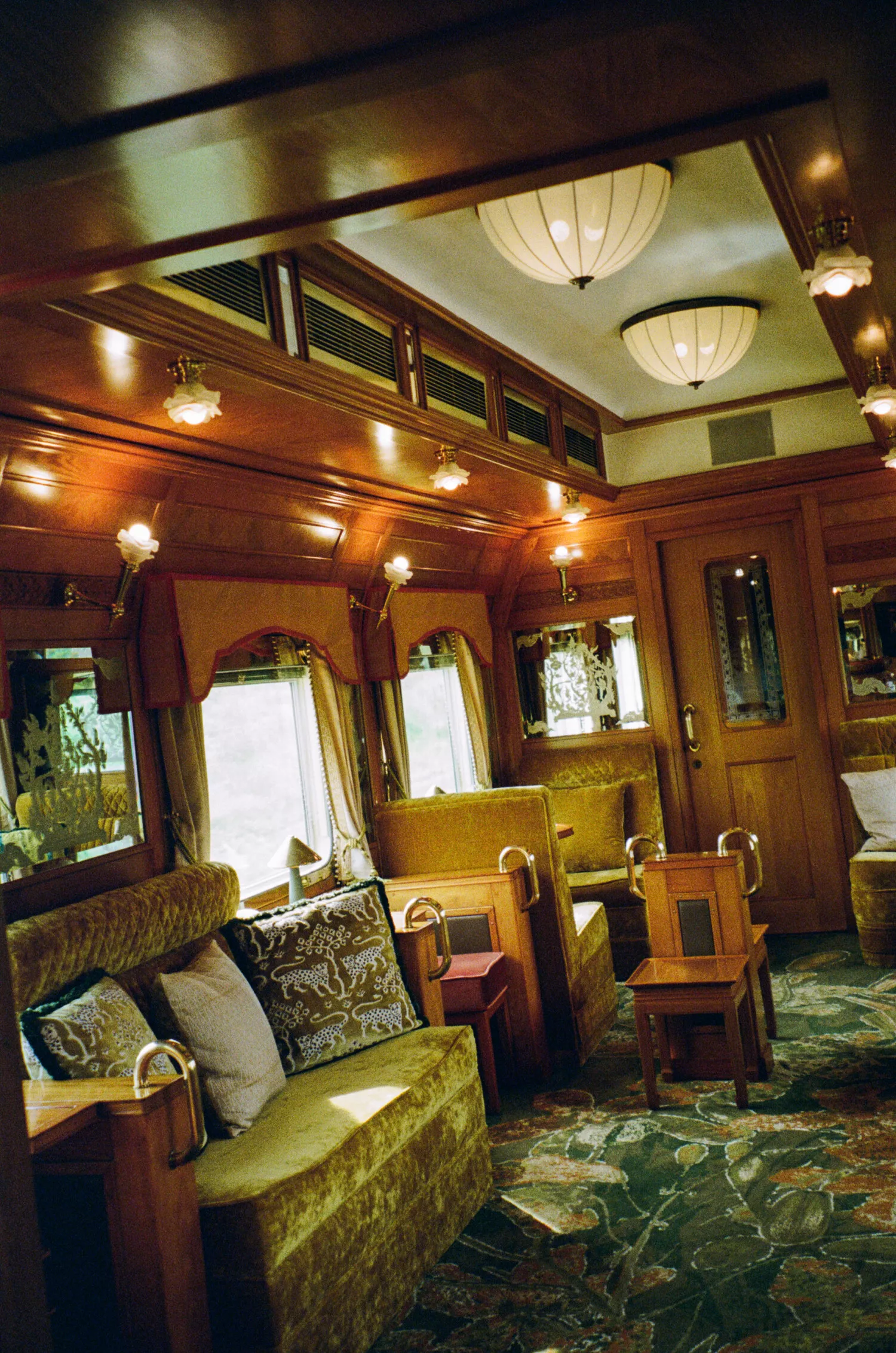 Bar Car-jpg