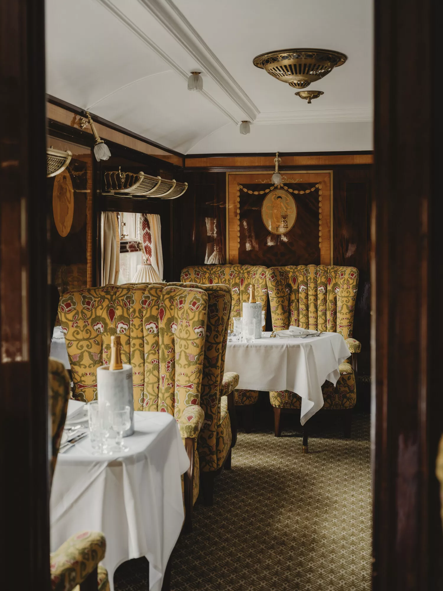 British Pullman Ibis Carriage - Photo Credit_ Mark Fox (1)-jpg