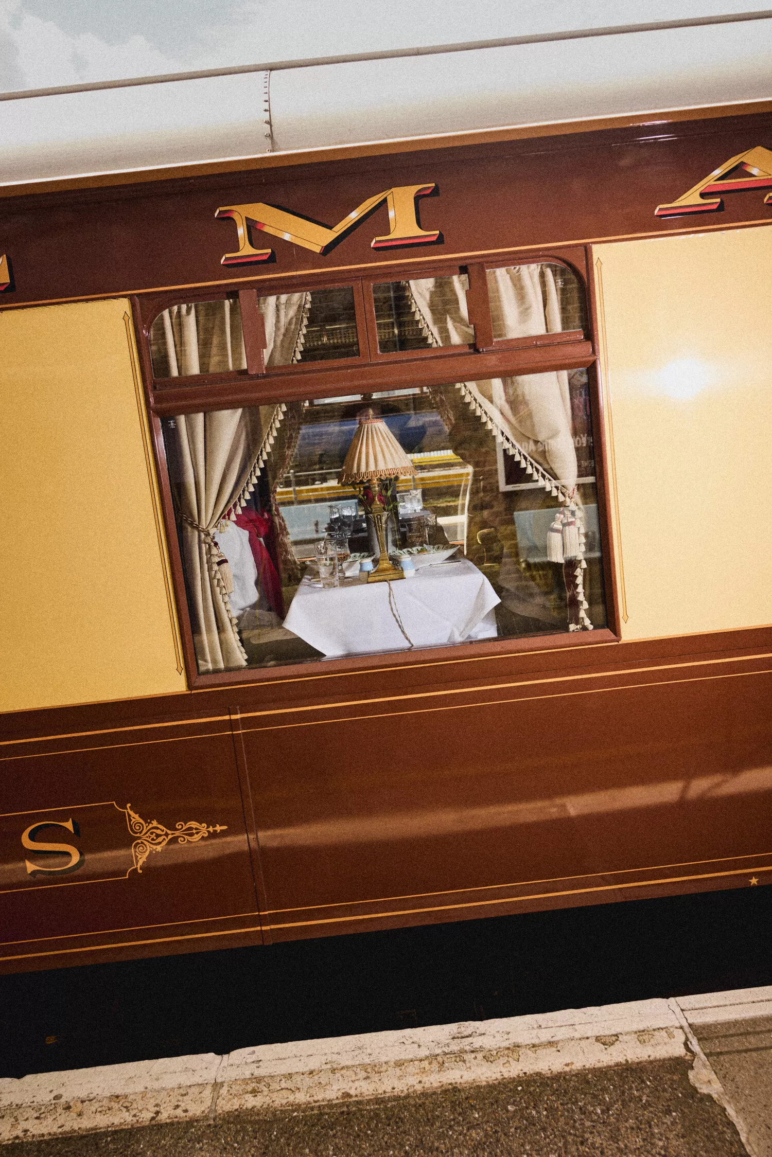 British Pullman Exterior - Photo Credit_ Charlie McKay-jpg