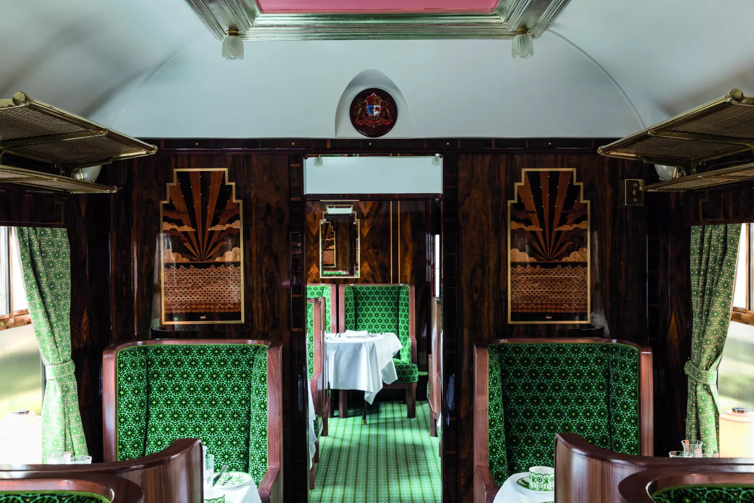 British Pullman Cygnus by Wes Anderson Carriage - Photo Credit_ Oli Douglas (1)-jpg